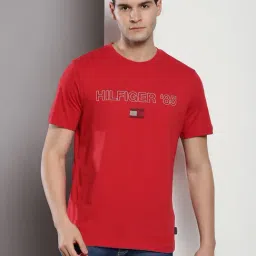 Tommy Hilfiger Red Cotton Regular Fit Printed T-Shirt-image-80