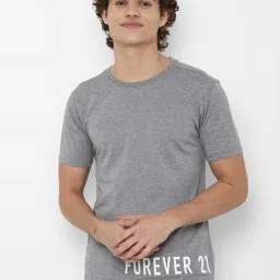 Forever 21 Grey Regular Fit T-Shirts image 1