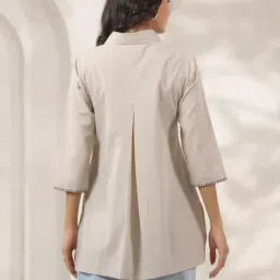 Kaftanize Beige Palm Tree Motif Embroidered Relaxed Fit Shirt image 2