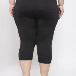 Melon by PlusS Black Regular Fit Capris image 2