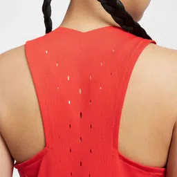 Nike AeroSwift Women's Dri-FIT ADV Running Vest image 2