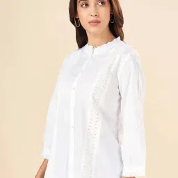 Akkriti by Pantaloons White Cotton Embroidered Shirt image 3