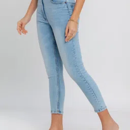 Zink London Light Blue Relaxed Fit High Rise Jeans image 3