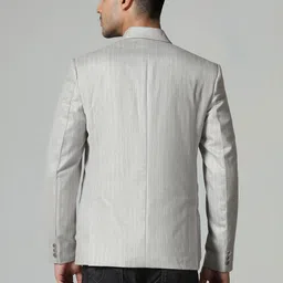 TAHVO Men Notched Lapel Striped Double Breasted Blazer image 4