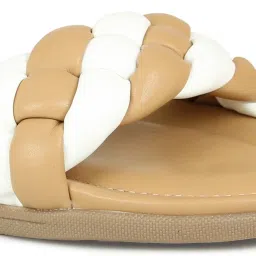 Inc.5 Women's Beige & White Casual Sandals image 4