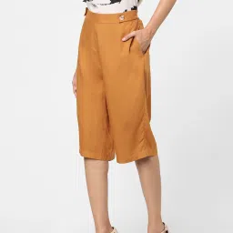 Vero Moda Brown Regular Fit Crop Pants image 3