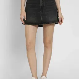 American Eagle Black Fitted Skirt-image-84