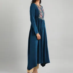Aurelia Teal Blue Embroidered High Low Kurta image 4