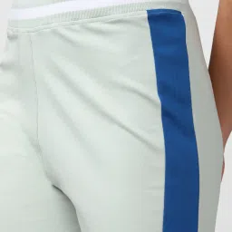 Forever 21 Light Green Stripes Knitted Shorts image 5