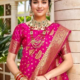 Mitera Ethnic Motifs Zari Banarasi Saree image 4