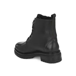 Delize Womens Black Ankle Boots image 3