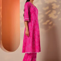 Libas Bandhani Printed V-Neck Curved A-Line Kurta With Trousers & Dupatta image 5