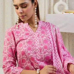 Indo Era Women Floral Printed Regular Pure Cotton Kurta with Trousers & With Dupatta image 2