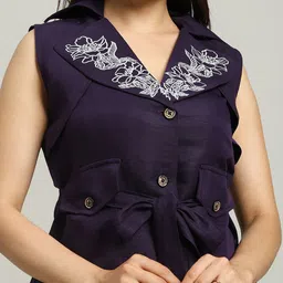 WoowZerz Embroidered V Neck Coat With Trousers Co-Ords Set image 3