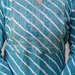 SURHI Women Leheriya Embroidered Thread Work Pastels Kurta image 3