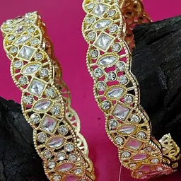 T4 JEWELS Set of 2 Kundan Bangles-picture-15