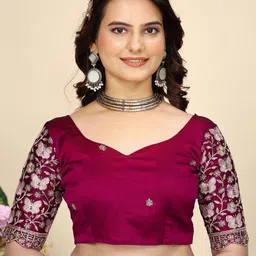 K 5 Fashion Embroidered Pure Chiffon Saree image 4