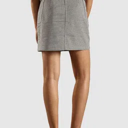 Tommy Hilfiger Hounstooth Printed Mid Rise Mini Skirt image 4