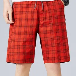 StyleCast x Revolte Men Regular Fit Checked Shorts-picture-28