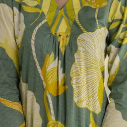 AUTUMN LANE Mahua Basil Floral Printed V-Neck Pure Cotton Straight Kurta With Trouser image 4