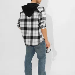 The Souled Store Multi Cotton Relaxed Fit Checked Casual Shirts image 2