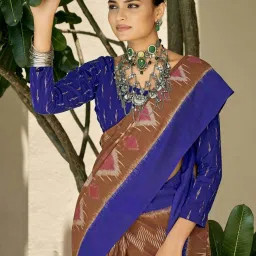 Satrani Brown & Blue Printed Saree With Unstitched Blouse image 2