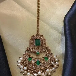 flying beads Gold-Plated Artificial Stones and Beads Studded Maang Tikka-image-8