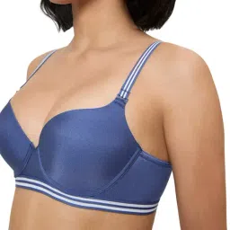 Triumph Spotlight Non-Wired Padded T-Shirt Bra with Seamless Design image 5