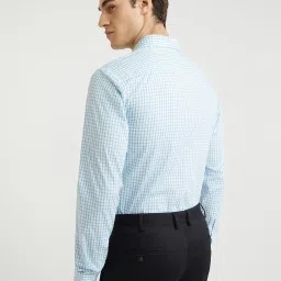 Park Avenue Blue Slim Fit Checks Shirt image 2