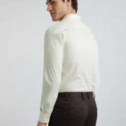 Park Avenue Yellow Slim Fit Shirt image 2