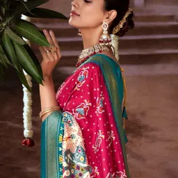 Saree Mall Pink Printed Sarees With Unstitched Blouse image 2