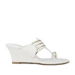 Inc.5 Women's White Toe Ring Wedges image 2