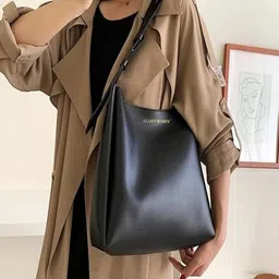 CLASSY WOMEN Leather Structured Shoulder Bag image 3