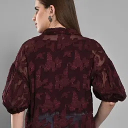 Izel Maroon Regular Fit Self Pattern Casual Shirt image 2