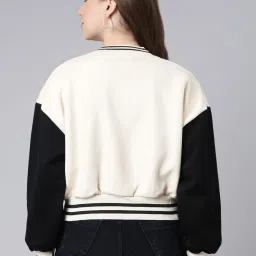 showoffff SHOWOFF Beige Graphic Print Crop Jacket image 2