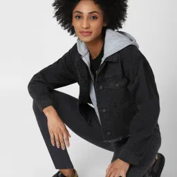 Forever 21 Black Regular Fit Jacket image 4