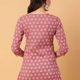 NEESH Women Floral Printed Pure Cotton Kurti image 4