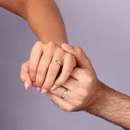 Mia by Tanishq Love Sync Band 18k Gold Couple Ring (Single Quantity) image 2