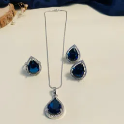 Abdesigns Silver High Quality Statement Earring , Pendant & Ring Set image 2