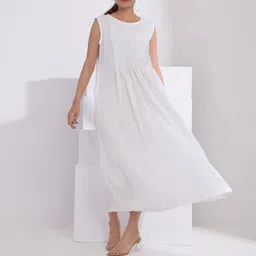 SIDDHO HUM Women Round Neck Ruched Pleated Cotton Midi Dress-picture-23