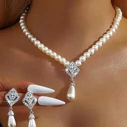 Peora Silver-Plated Pearls & Crystal Studded Necklace & Earrings image 5