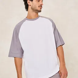 Styli Colorblocked Boxy Fit Raglan Tee-picture-33