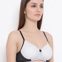 Clovia White & Black Printed Non-Wired Lightly Padded T-shirt Bra BR1737M1832B image 3