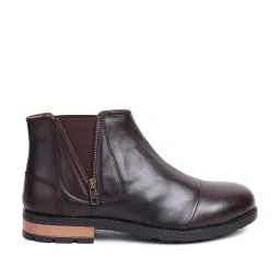 Apsis Men's Brown Chelsea Boots image 2