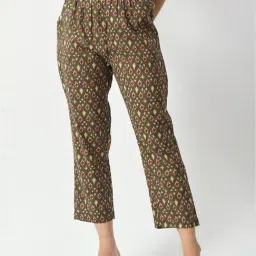 DECKEDUP Grey Cotton Printed Trousers-picture-9