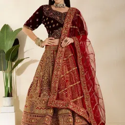 DESIGN ELEMENTS Embellished Sequinned Velvet Semi-Stitched Lehenga & Blouse With Dupatta image 5