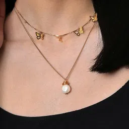 SOHI Gold Butterfly Shaped Necklace image 2