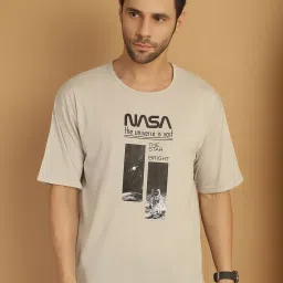 Vimal Jonney Black & Beige Regular Fit Printed T-Shirt image 2