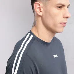 HRX by Hrithik Roshan Solid Regular Fit T-shirt image 3