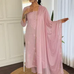 Storebrite Floral Embroidered Notch Neck Pure Cotton Kurta With Trousers & Dupatta-image-12